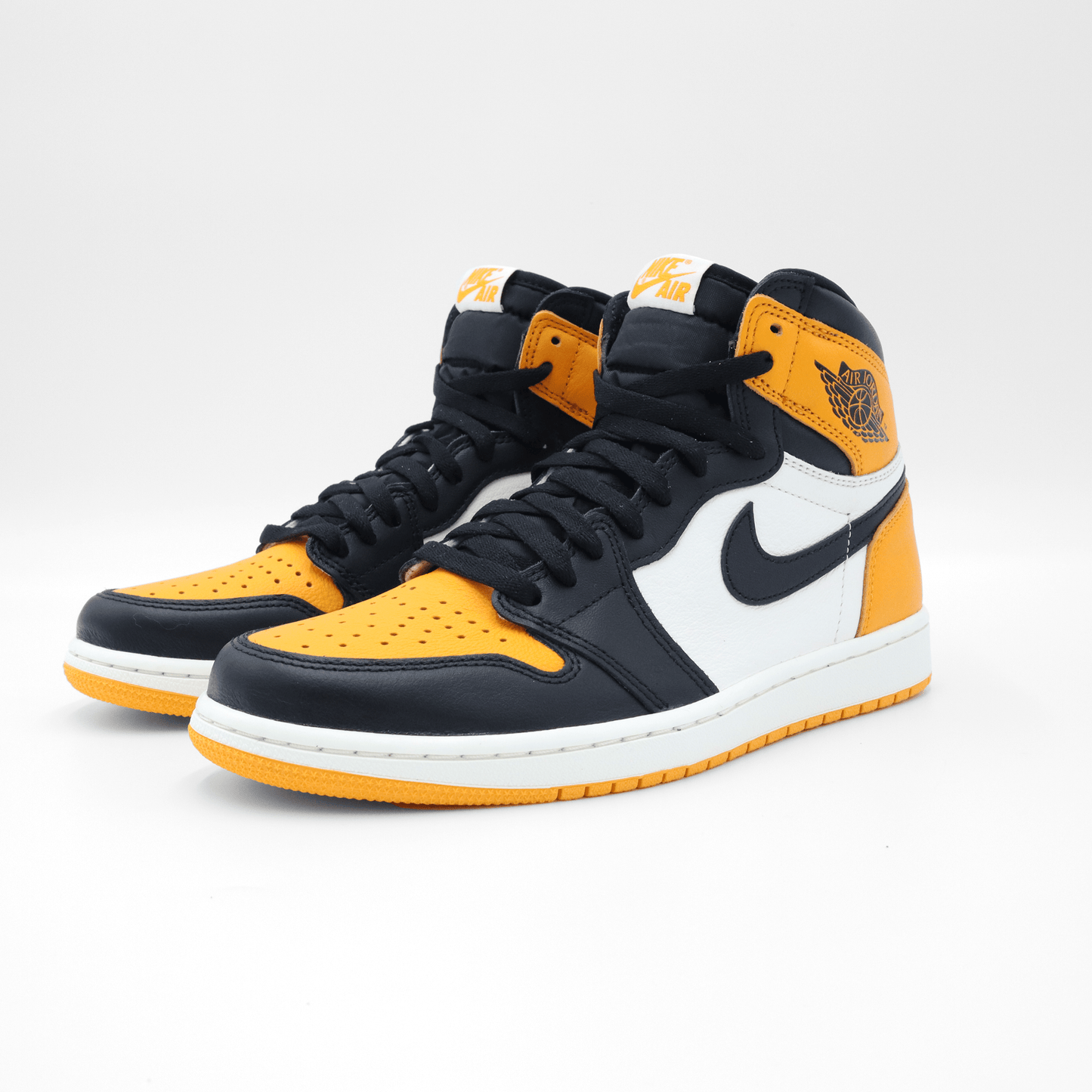 Jordan 1 Retro High OG Taxi - Spotlightz